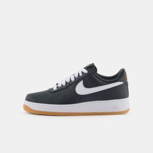 Nike Sneakers - NIKE AIR FORCE 1 ’07 LV8 (Black)